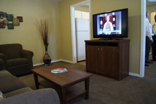 Imagen de la habitación del Hotel The Townhouses. Foto 2