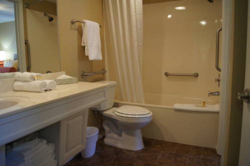 Imagen de la habitación del Hotel The Townhouses. Foto 16