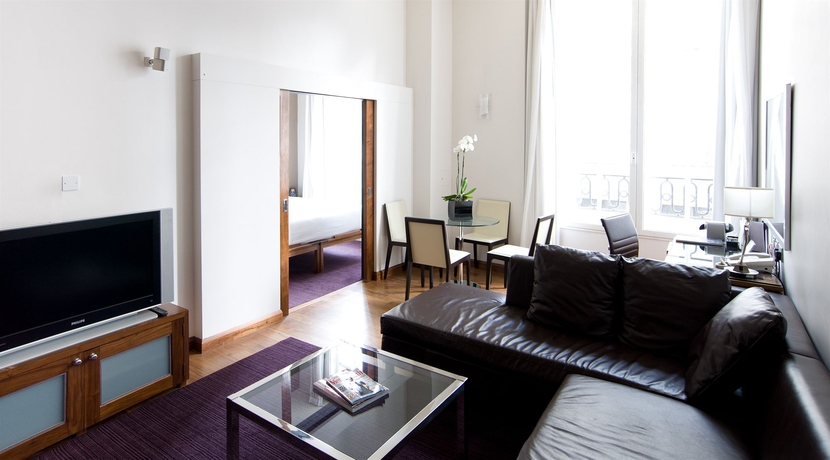 Imagen de los interiores del Hotel The Trafalgar St. James London, Curio Collection By Hilton. Foto 13