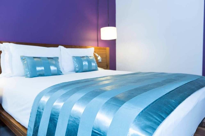 Imagen de la habitación del Hotel The Trafalgar St. James London, Curio Collection By Hilton. Foto 9