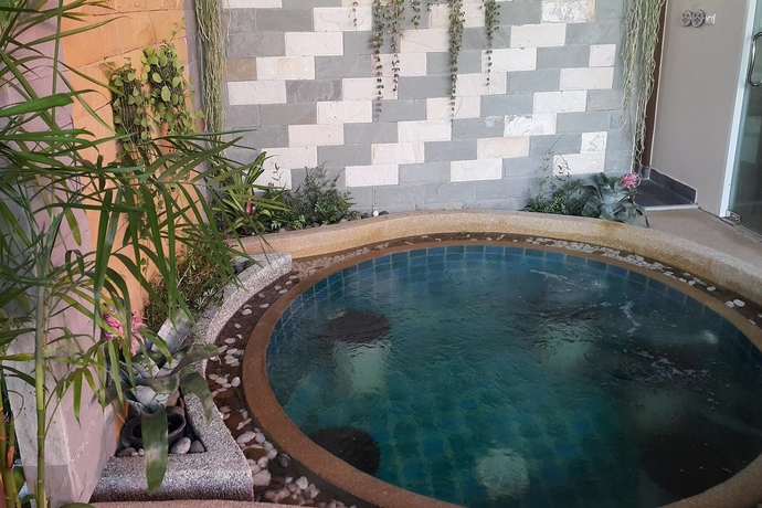 Imagen de los exteriores del Hotel The Train Resort. Foto 8