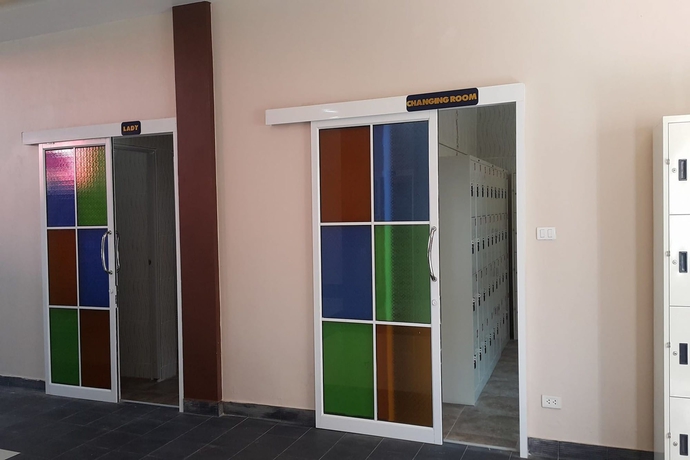 Imagen de la piscina del Hotel The Train Resort. Foto 17