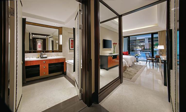 Imagen de la habitación del Hotel The Trans Resort Bali. Foto 12