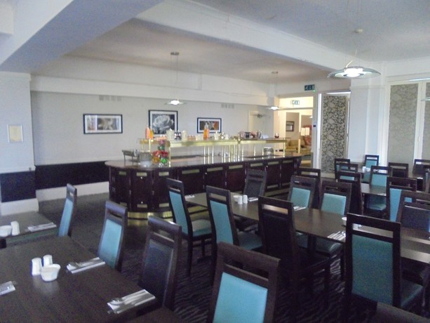 Imagen del bar/restaurante del Hotel The Trecarn. Foto 7