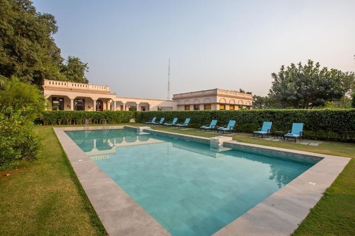Imagen de la piscina del Hotel The Tree Of Life Resort and Spa, Varanasi. Foto 19