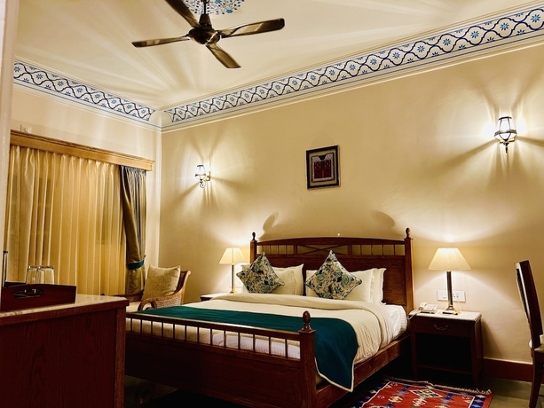 Imagen de la habitación del Hotel The Trishala Vilas in Ranakpur. Foto 2