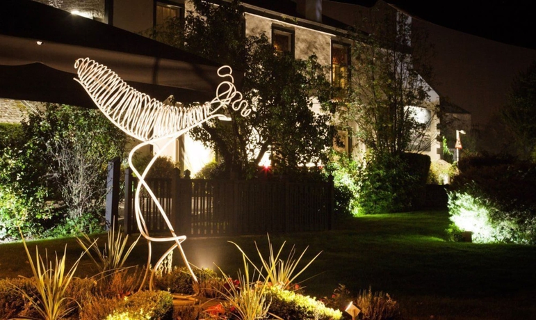 Imagen de los exteriores del Hotel The Trout. Foto 13