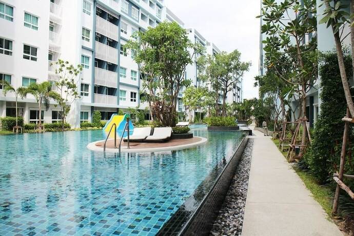 Imagen de la piscina del Hotel The Trust Pool and Garden Huahin. Foto 20