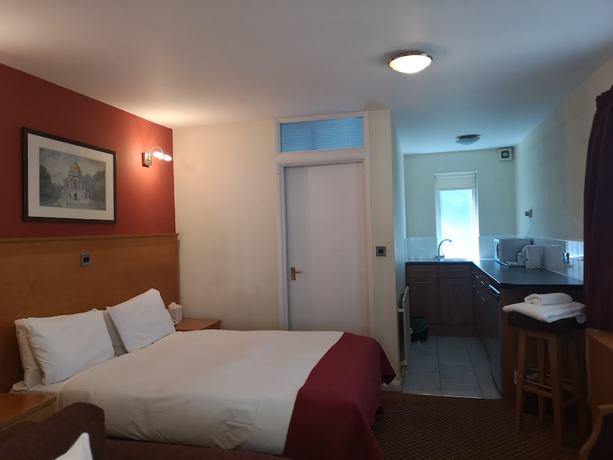 Imagen de la habitación del Hotel The Tudor. Foto 8