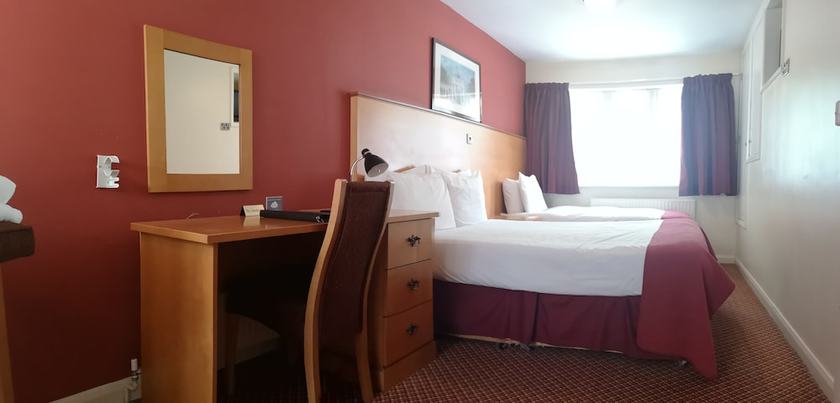 Imagen de la habitación del Hotel The Tudor. Foto 14