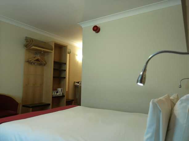 Imagen de la habitación del Hotel The Tudor, Londres. Foto 4