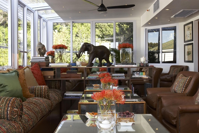 Imagen de los interiores del Hotel The Twelve Apostles and Spa. Foto 12