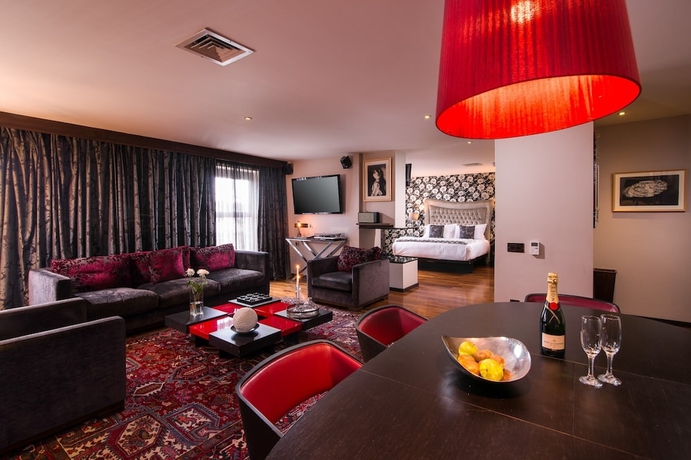 Imagen de la habitación del Hotel The Twelve. Foto 2