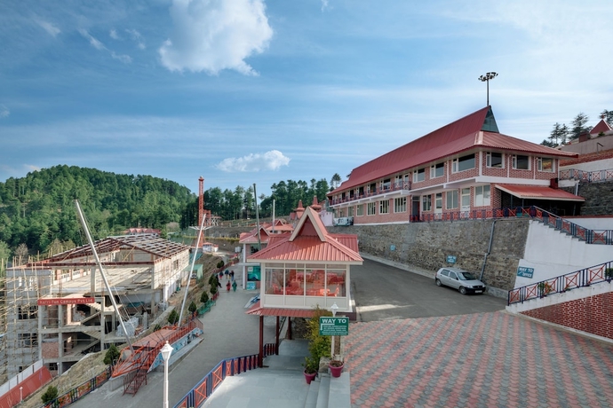 Imagen de los interiores del Hotel The Twin Towers New Kufri. Foto 18