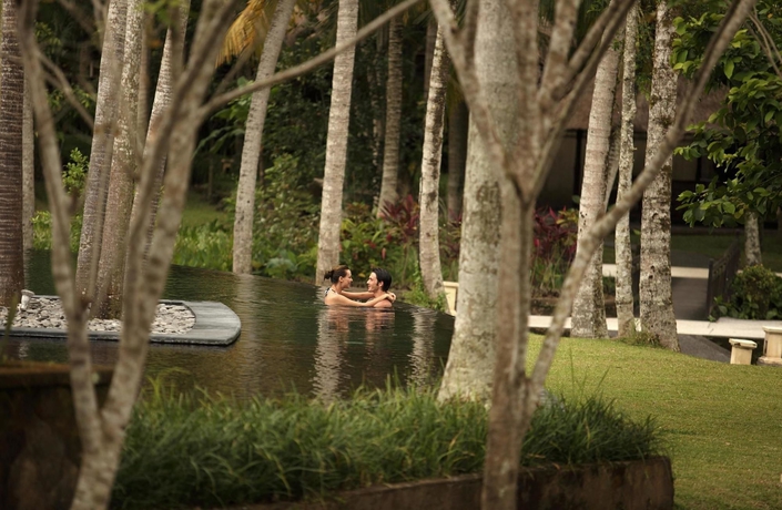 Imagen de los interiores del Hotel The Ubud Village Resort and Spa - Chse Certified. Foto 12
