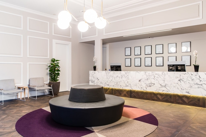 Imagen de los interiores del Hotel The Ultimo. Foto 17