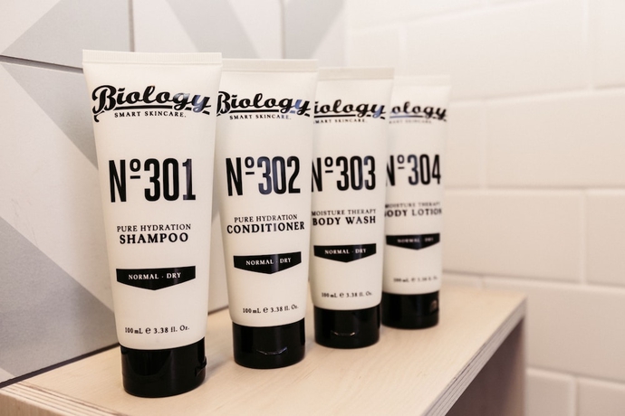 Imagen de la habitación del Hotel The Ultimo. Foto 13