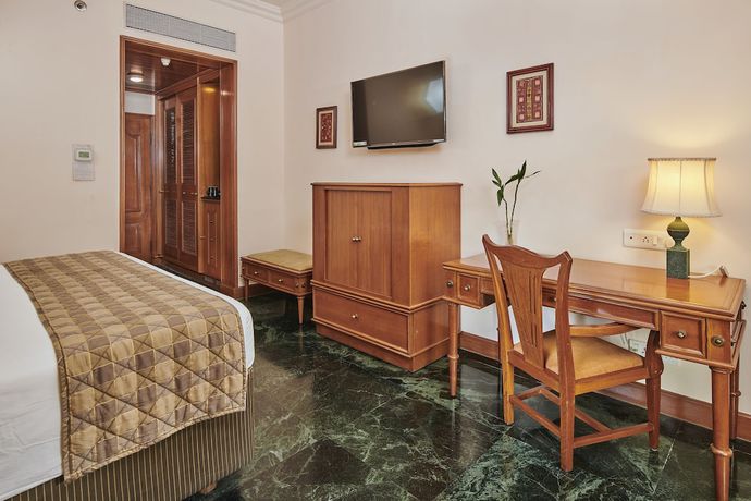 Imagen de la habitación del Hotel The Ummed Ahmedabad Airport. Foto 8