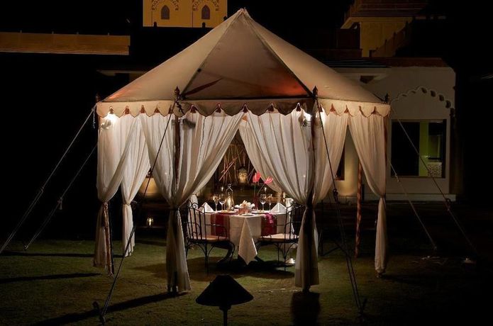 Imagen del bar/restaurante del Hotel The Ummed Jodhpur Palace Resort and Spa. Foto 3