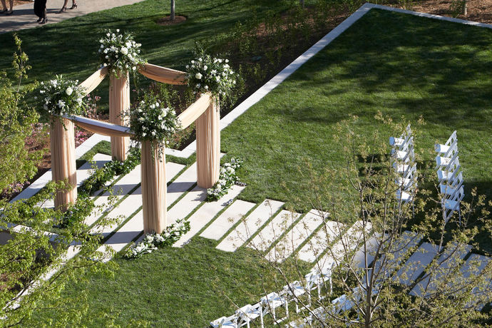 Imagen de los exteriores del Hotel The Umstead and Spa. Foto 6