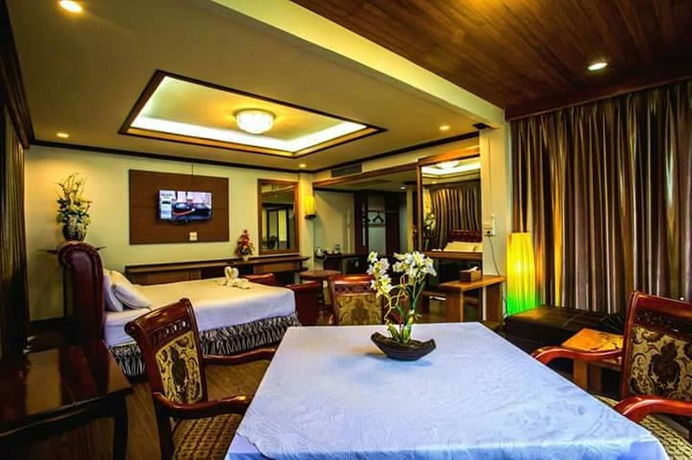 Imagen general del Hotel The Uncle Beach Resort. Foto 8