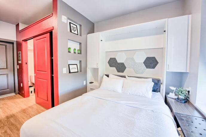 Imagen de la habitación del Hotel The Urban, Columbus. Foto 18