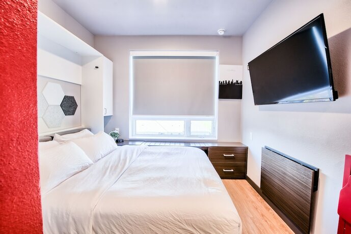 Imagen de la habitación del Hotel The Urban, Columbus. Foto 19