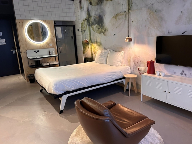 Imagen de la habitación del Hotel The Urban MOLOKO - just a room - digital key by SMS. Foto 4