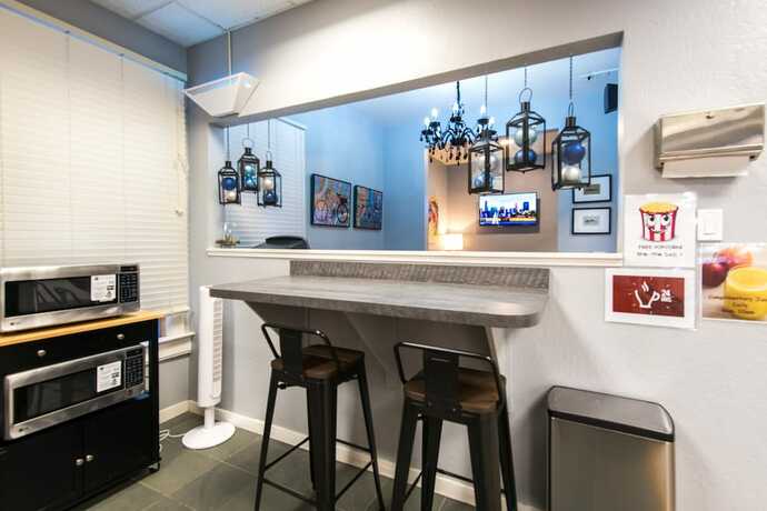 Imagen del bar/restaurante del Hotel The Urban, San Francisco. Foto 12