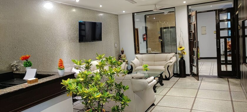 Imagen general del Hotel The Urmi. Foto 11