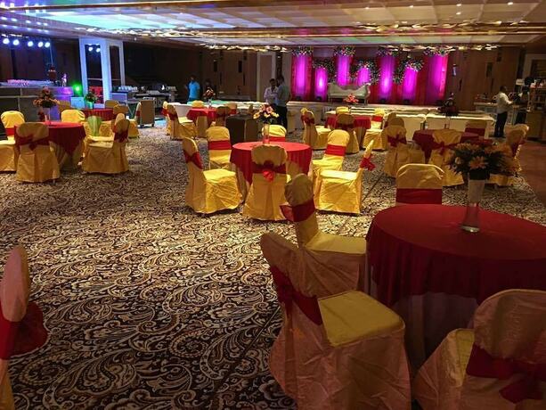 Imagen general del Hotel The Utsav Grand Banquets and Resort. Foto 12