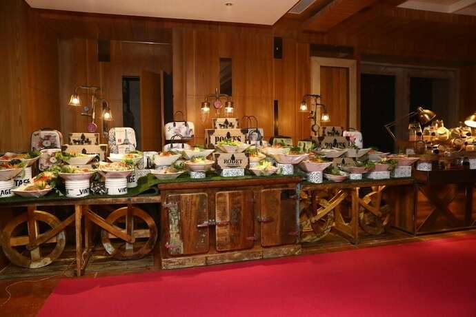 Imagen general del Hotel The Utsav Grand Banquets and Resort. Foto 15