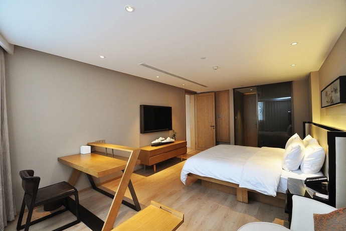 Imagen de la habitación del Hotel The V Confucius Temple. Foto 8