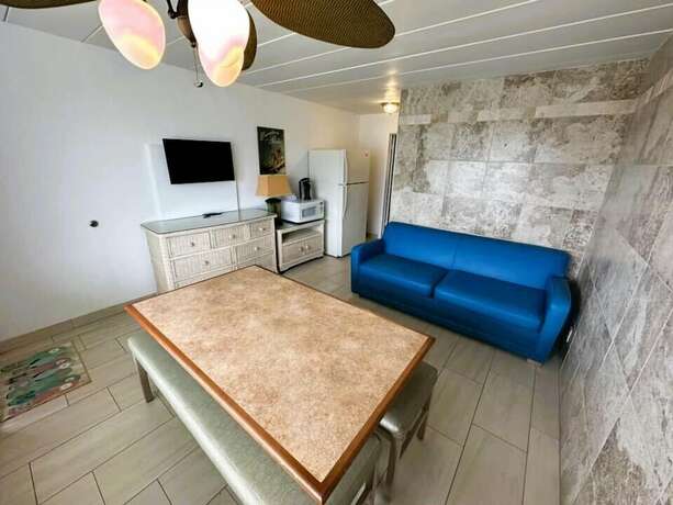 Imagen de la habitación del Hotel The VIP Family Motel. Foto 18