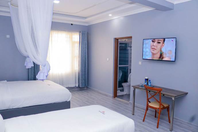 Imagen de la habitación del Hotel The VIP Luxury Lounge. Foto 13