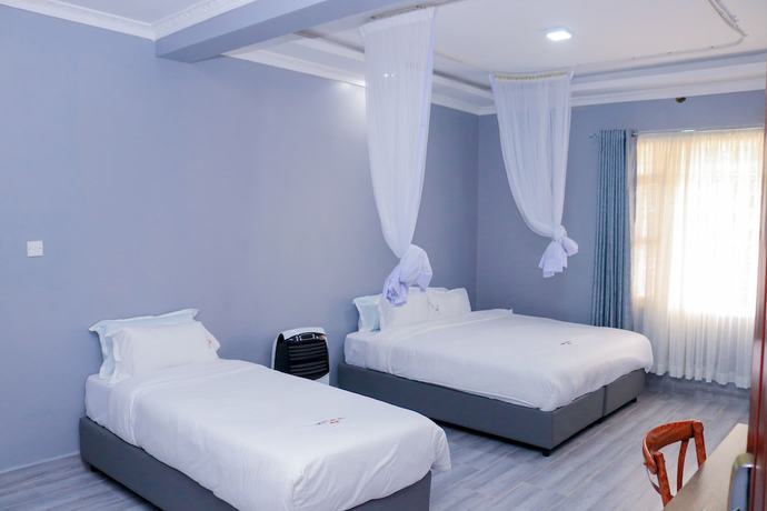 Imagen de la habitación del Hotel The VIP Luxury Lounge. Foto 15