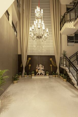Imagen general del Hotel The Vaishnodevi Sarovar Portico. Foto 1