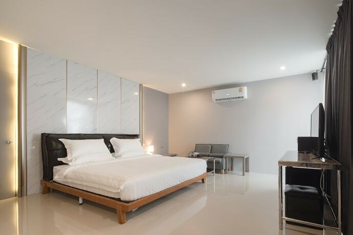 Imagen de la habitación del Hotel The Valen Resort. Foto 13