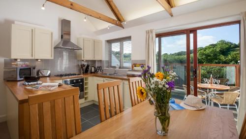 Imagen de la habitación del Hotel The Valley. Foto 9