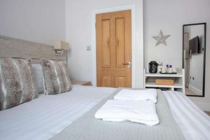 Imagen de la habitación del Hotel The Vanguard - York Residence. Foto 18