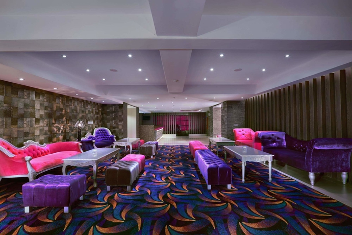 Imagen de los interiores del Hotel The Vasini. Foto 14