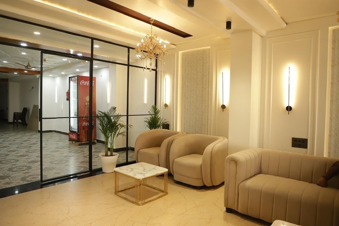 Imagen de los interiores del Hotel The Vatika Paradise. Foto 10