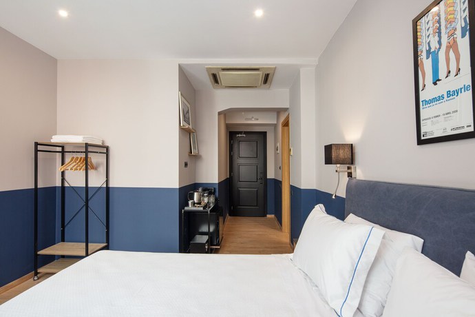 Imagen de la habitación del Hotel The Vault Athens. Foto 7