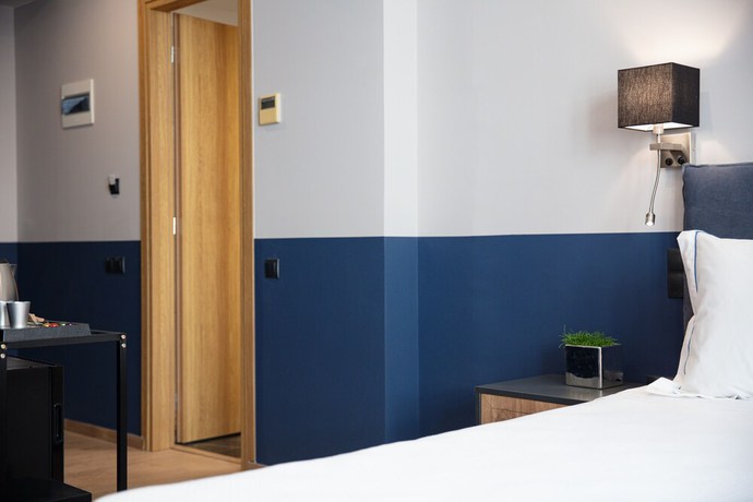 Imagen de la habitación del Hotel The Vault Athens. Foto 13