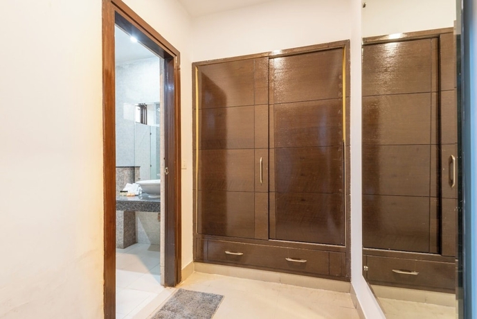 Imagen de la habitación del Hotel The Venessa. Foto 5