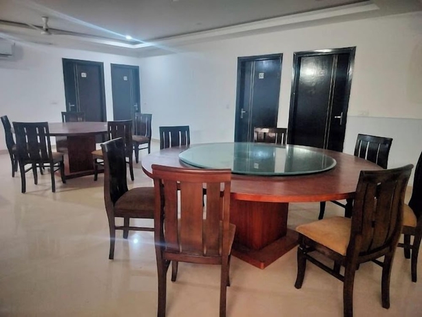 Imagen de la habitación del Hotel The Venessa. Foto 11