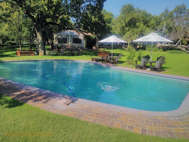 Imagen de la piscina del Hotel The Venue Country and Spa. Foto 17