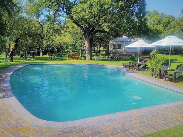 Imagen de la piscina del Hotel The Venue Country and Spa. Foto 18
