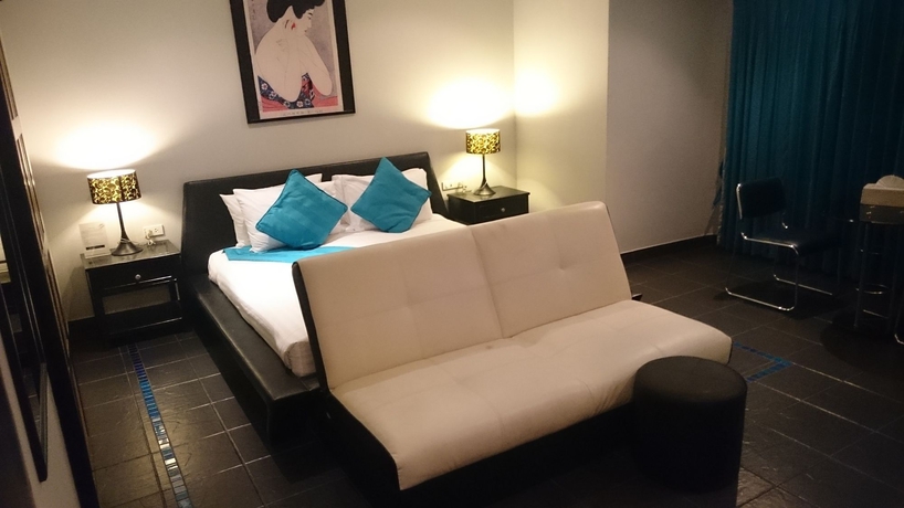 Imagen de la habitación del Hotel The Venue Residence and Cabaret. Foto 15
