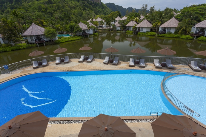 Imagen de la piscina del Hotel The Verandah. Foto 14